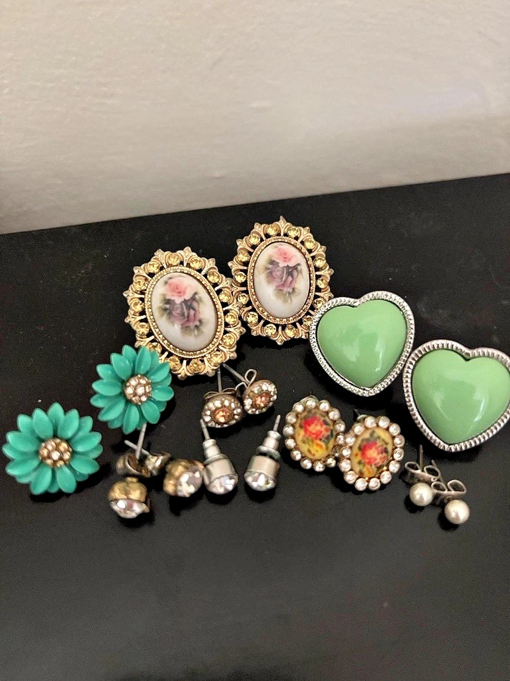 Mixed Earring Lot in Green & Gold